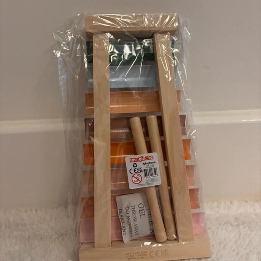 Black ItemWooden xylophone